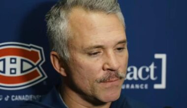 Martin St-Louis confirme ce que l'on craignait pour Alex Newhook