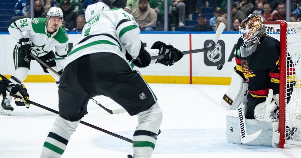 Jason Robertson extends scoring streak, Dallas Stars double up Vancouver Canucks