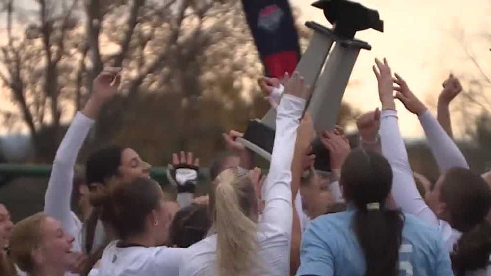 UNH Field Hockey Wins America East Championship in Double Overtime
