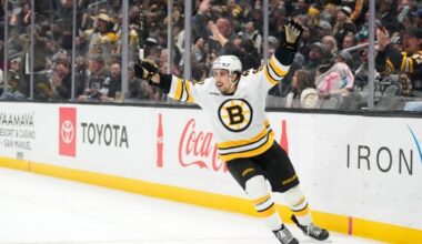 Morgan Geekie scores twice to help Bruins beat Kings 2-1 in OT