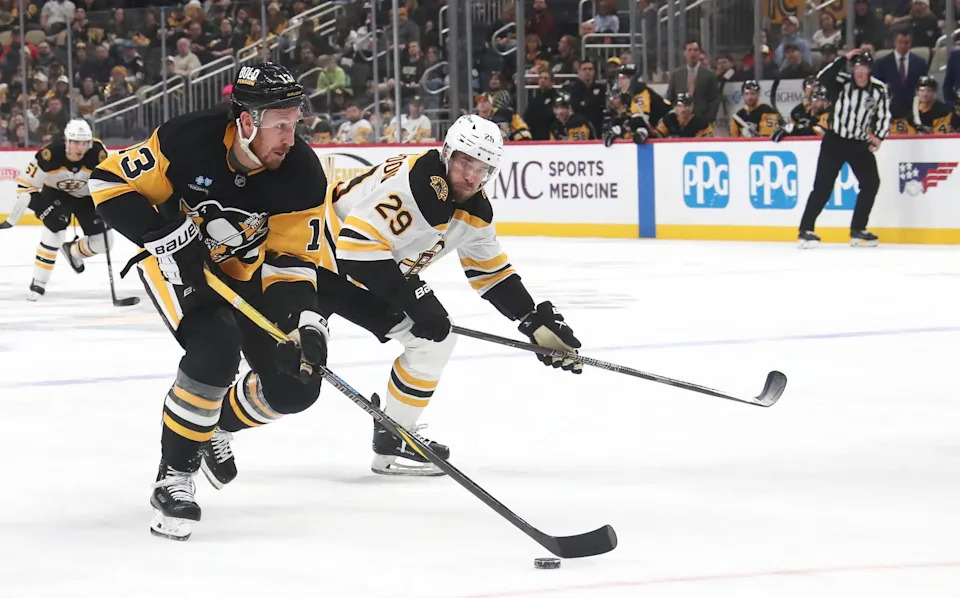 Kevin Hayes (© Charles LeClaire-Imagn Images)