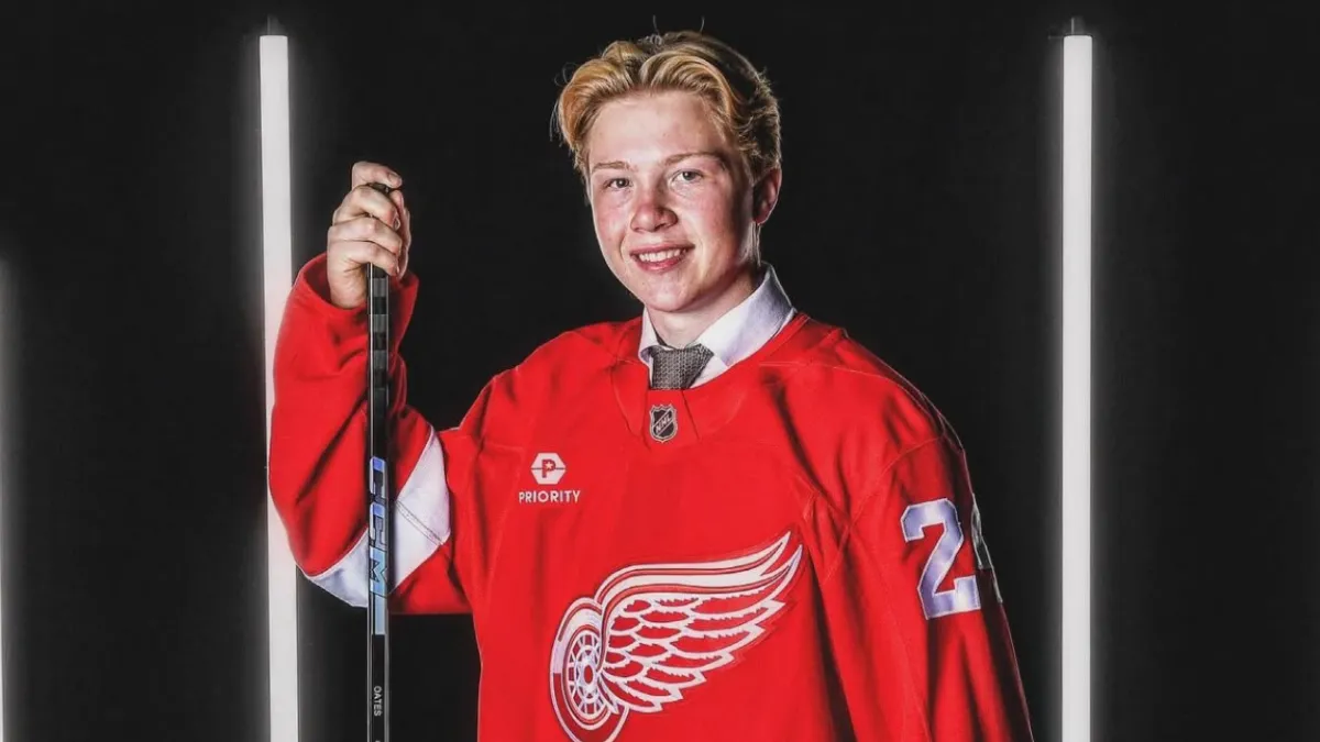 Red Wings prospect surpasses Brett Hull with incredible feat at the NCAA level - Detroit Red Wings Insider