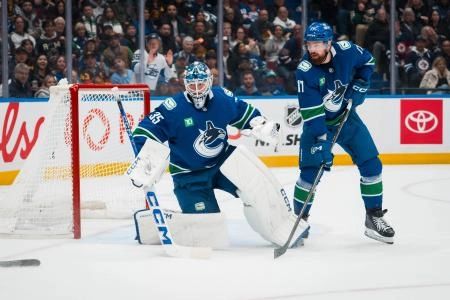 Canucks receive bad news about Thatcher Demko