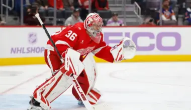 NHL insider paints a picture of a Red Wings' John Gibson trade