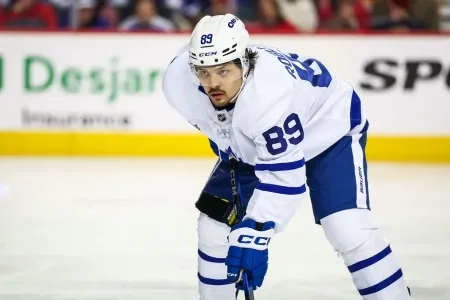 Leafs forward Nick Robertson receives generous gift from idol Sidney Crosby Leafs forward Nick Robertson receives generous gift from idol Sidney Crosby