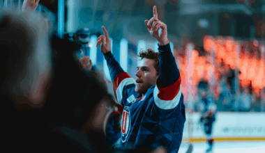 Utah Mammoth defeats San Jose Sharks 6-3, breaks road losing streak