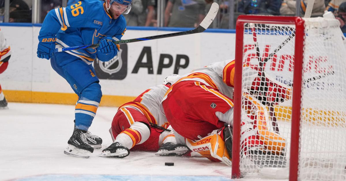 Walker, Binnington lead Blues to 3-2 win over Flames | Sports