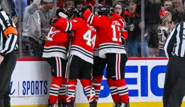 Dach scores late in 3rd period to lead Blackhawks to 3-2 win over Maple Leafs | Sports