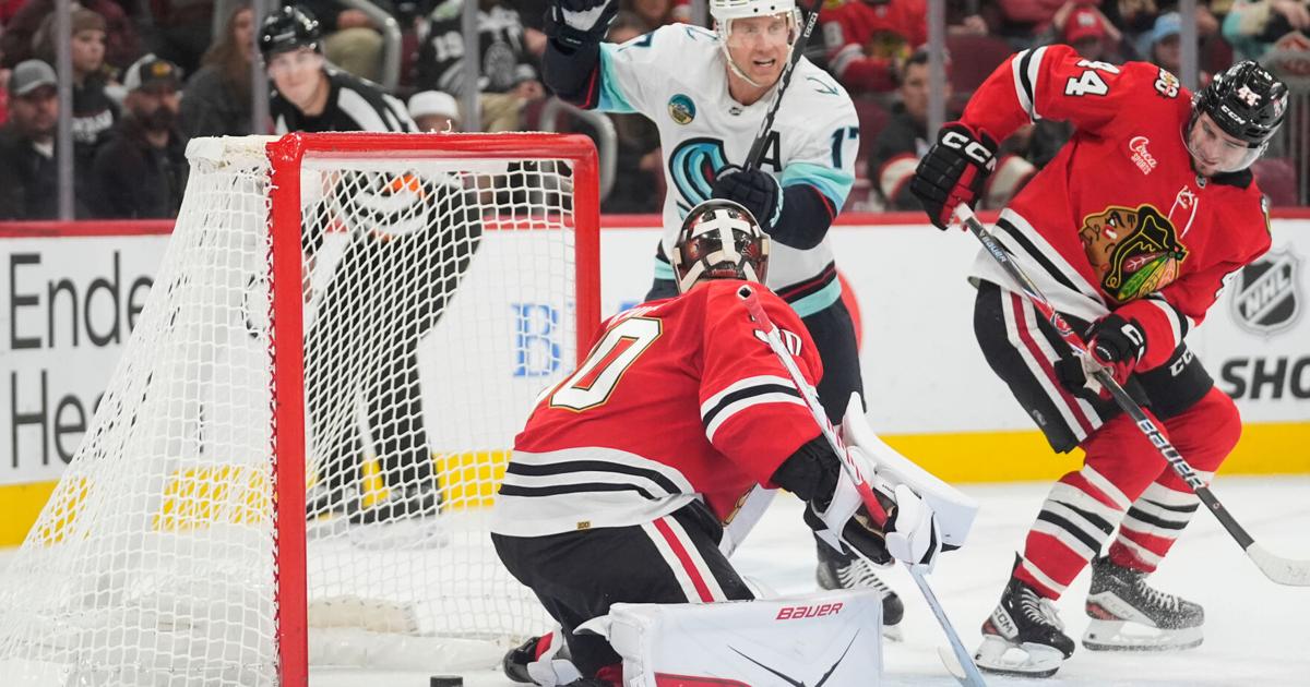 Schwartz caps Kraken's three-goal third period in 3-2 win over Blackhawks | National Sports