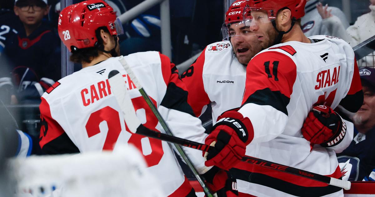 Jordan Staal scores twice in Hurricanes' 4-3 victory over Jets |