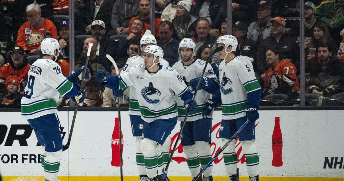 Sasson, O’Connor score late to back Tolopilo in Canucks' 5-4 win over Ducks |