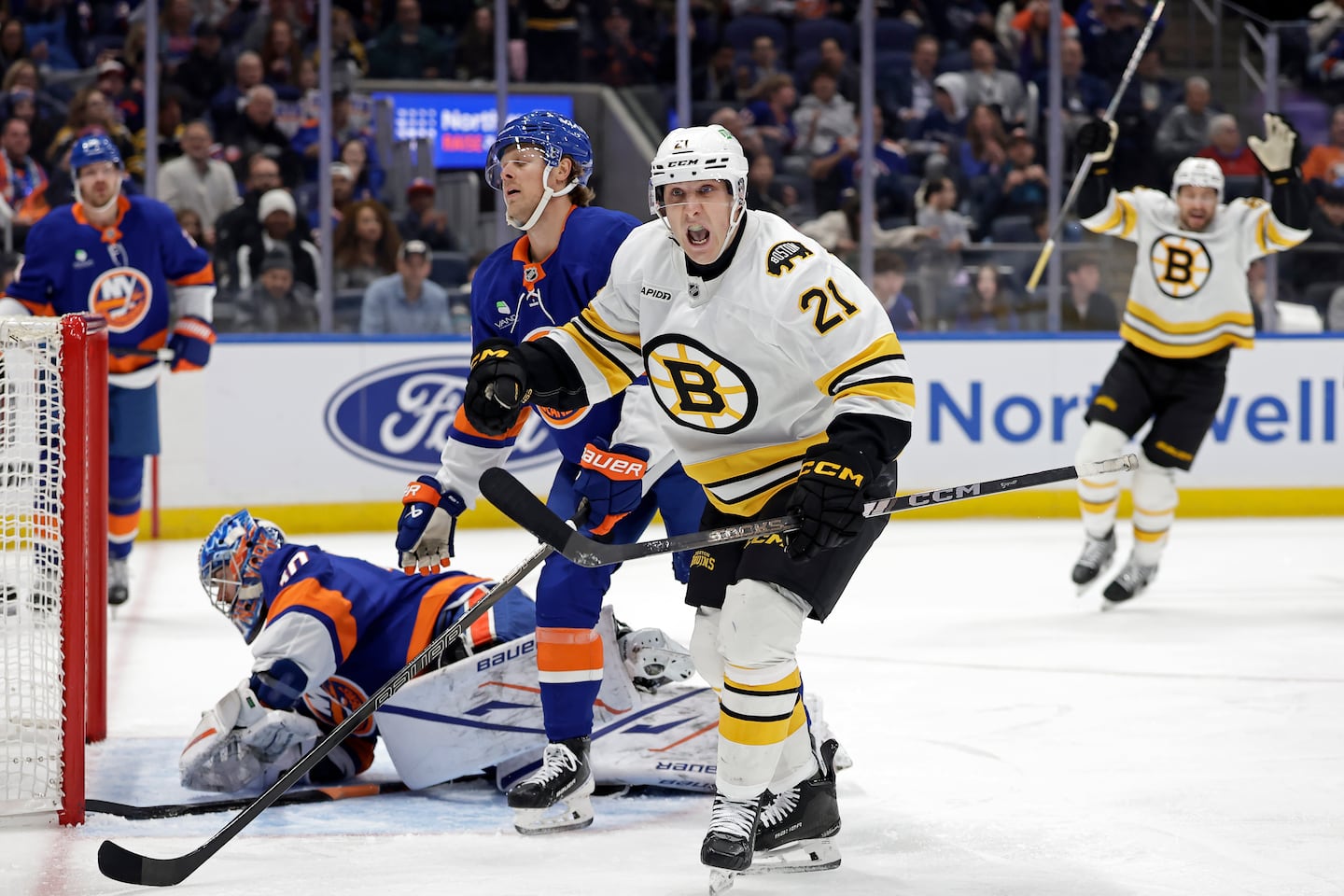 Alex Steeves tallied twice against the Islanders, bringing his season total to three goals.