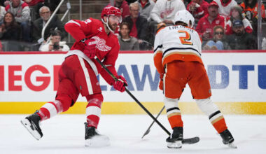 Detroit Red Wings power past Ducks 6-3 to end three-game slump