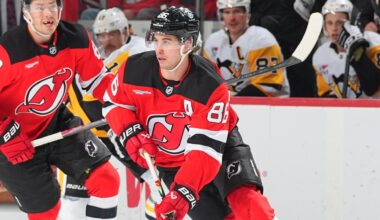 Devils beat the Penguins 2-1 in a shootout to take over 1st place in the Metropolitan Division