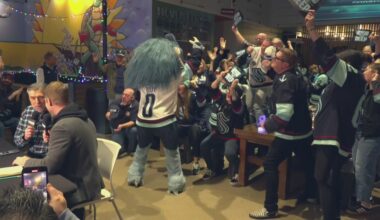 Kraken's Buoy spreads cheer in Spokane during Road Show Series