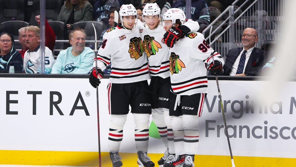 Vancouver Canucks vs. Chicago Blackhawks odds, tips and betting trends