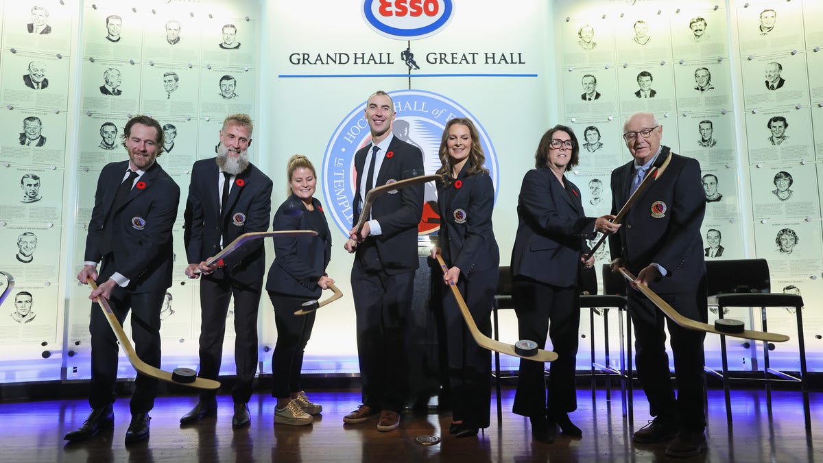 Who's going in? How to watch ceremony