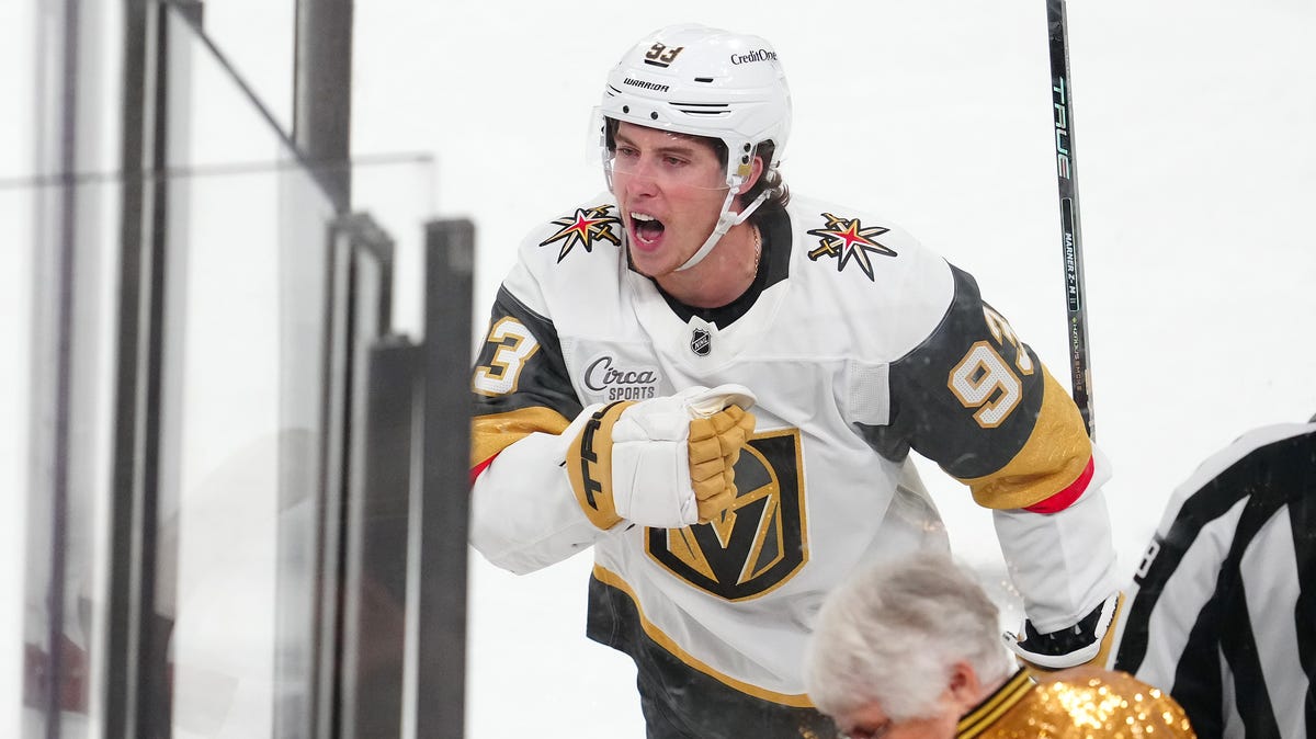 Panthers at Golden Knights odds, picks and predictions