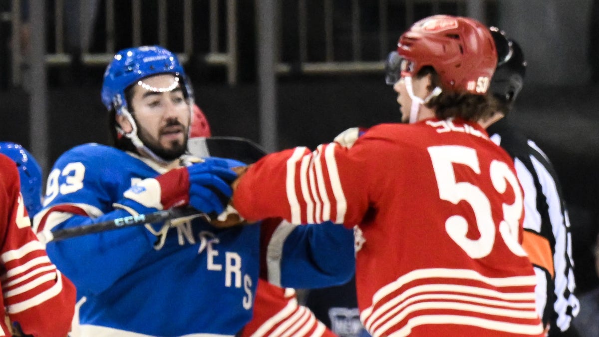 Jonathan Quick precipitates game-ending Red Wings-Rangers scuffle