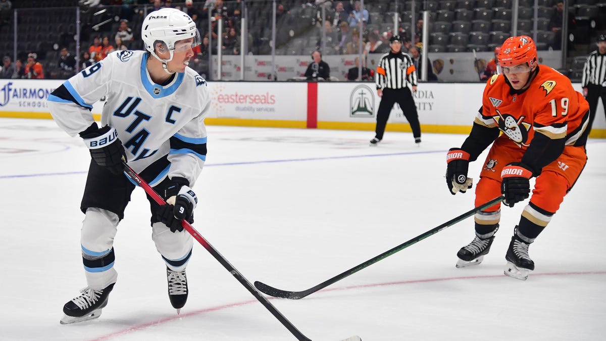 Mammoth at Ducks odds, picks and predictions