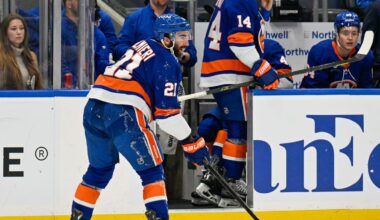 Islanders F to have surgery on torn ACL
