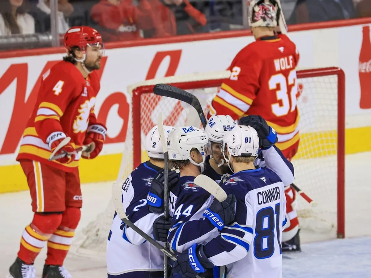 Three takeaways as Honzek leaves game early for Flames