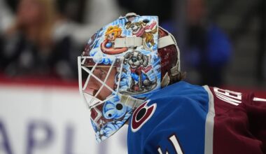 Colorado Avalanche sign goaltender Scott Wedgewood to one-year, $2.5 million extension