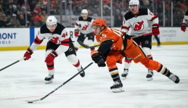 Ducks rookie Beckett Sennecke proving himself capable – Orange County Register