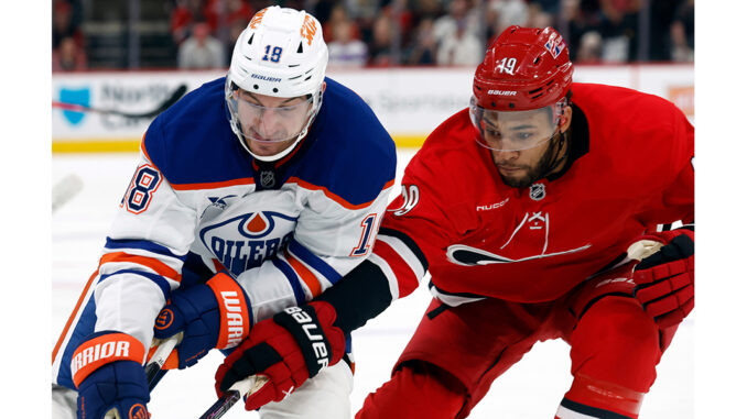 Oilers Hurricanes Hockey