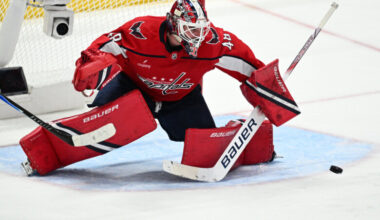 Hagel scores twice as Lightning hold on to top Capitals 5-3