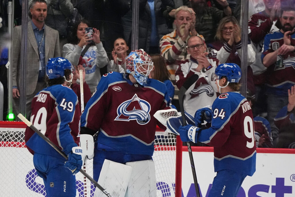 Avalanche blow out San Jose Sharks 6-0, record third straight shutout