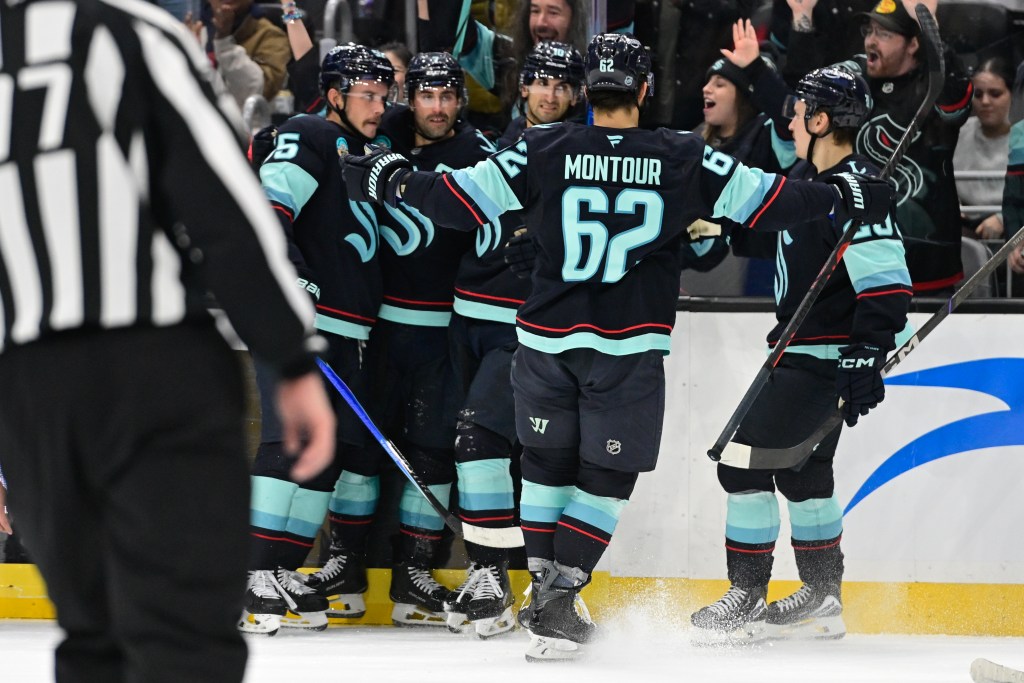 Three Takeaways - Kakko scores, then gets hurt again in 5-3 Kraken win over Jets