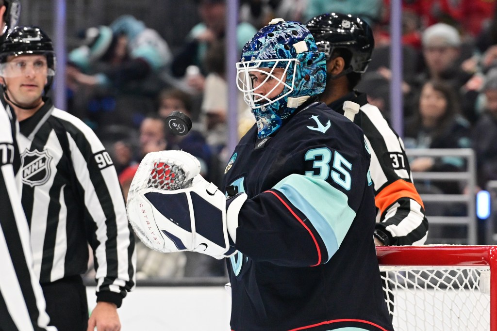 Three Takeaways - Daccord earns shutout, yet Kraken lose 1-0 to Islanders in shootout