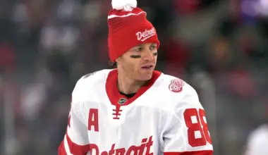 NHL News: Patrick Kane set to miss tone-setting matchup as Todd McLellan, Red Wings receive latest injury update