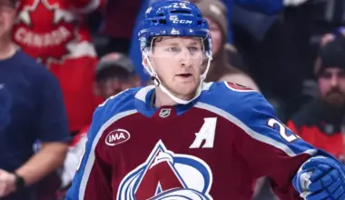 NHL News: Jon Cooper issues harsh reminder to Lightning after loss to Nathan MacKinnon’s Avalanche