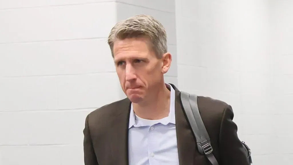 Kris Knoblauch arrives for a game