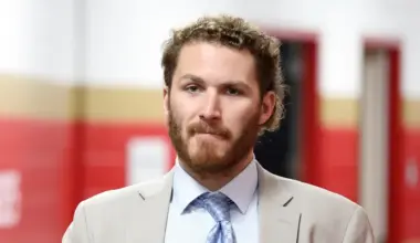 Matthew Tkachuk's latest injury update provides bittersweet news for Brad Marchand, Panthers