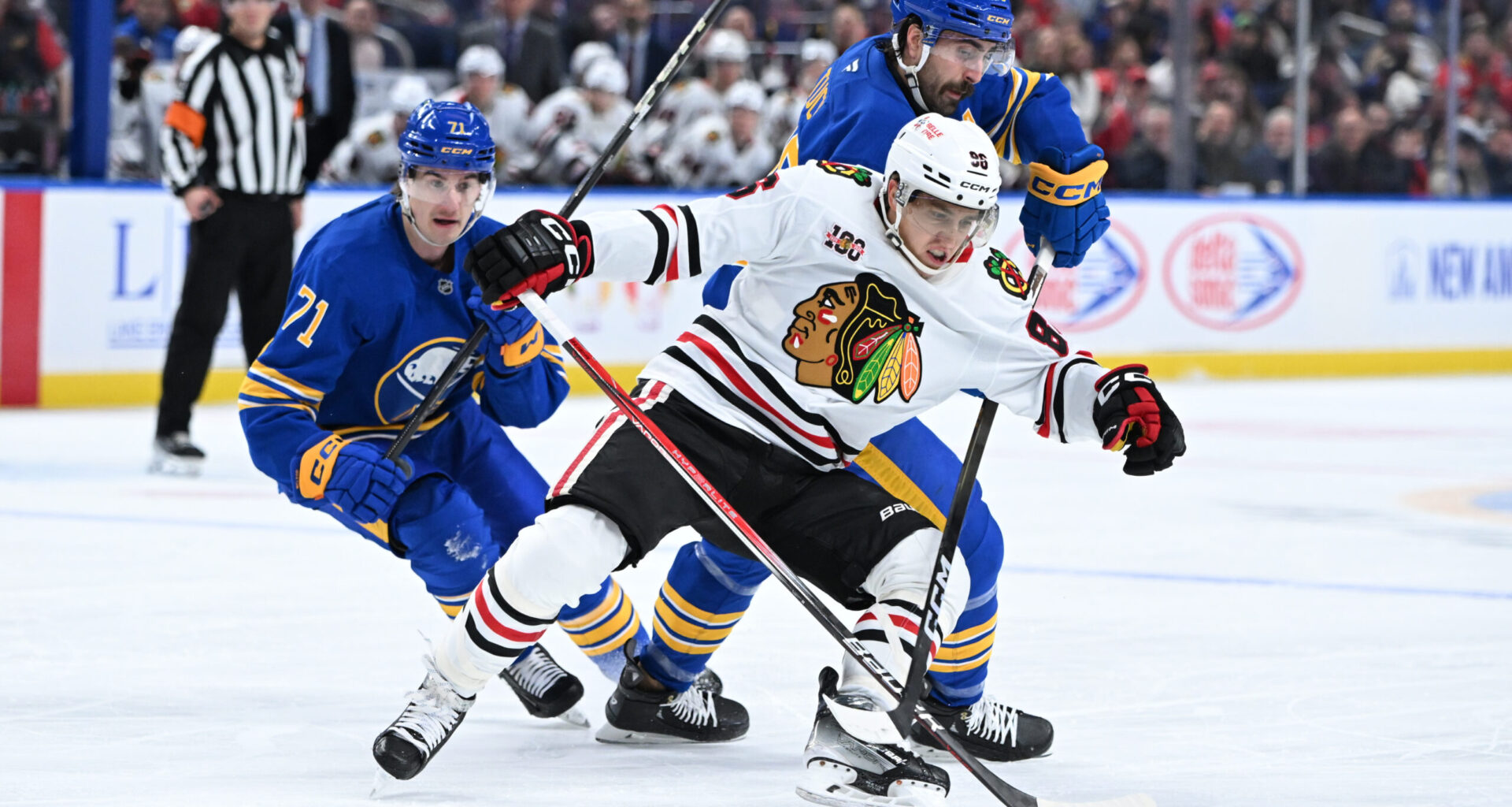 Sabres Trounce Blackhawks 9-3 - The Hockey Writers - Buffalo Sabres