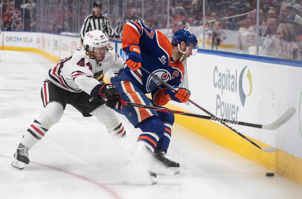 Chicago Blackhawks fall 3-2 in OT to Edmonton Oilers