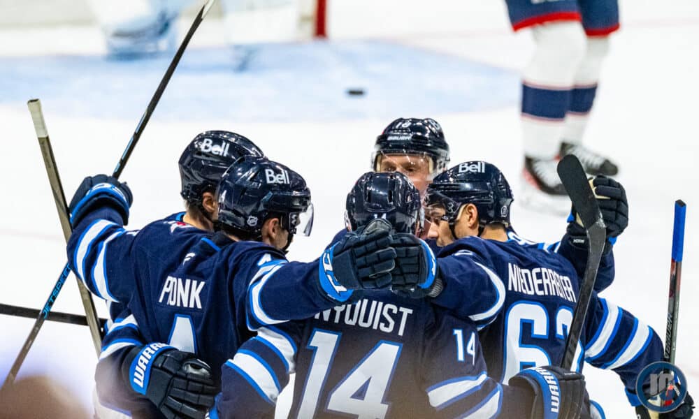 Winnipeg Jets Morning Papers – Illegal Curve Hockey