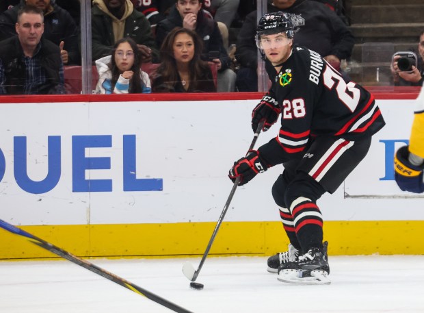 Blackhawks left wing Andre Burakovsky scans for an open teammate during the first period against the Nashville Predators, Nov. 28, 2025, at the United Center. (Dominic Di Palermo/Chicago Tribune)
