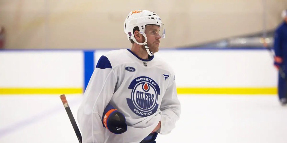 Connor McDavid Oilers practice: Photo by Jim Parsons - NHL Trade Talk