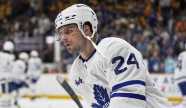 Toronto Maple Leafs F Scott Laughton exits game with upper-body injury
