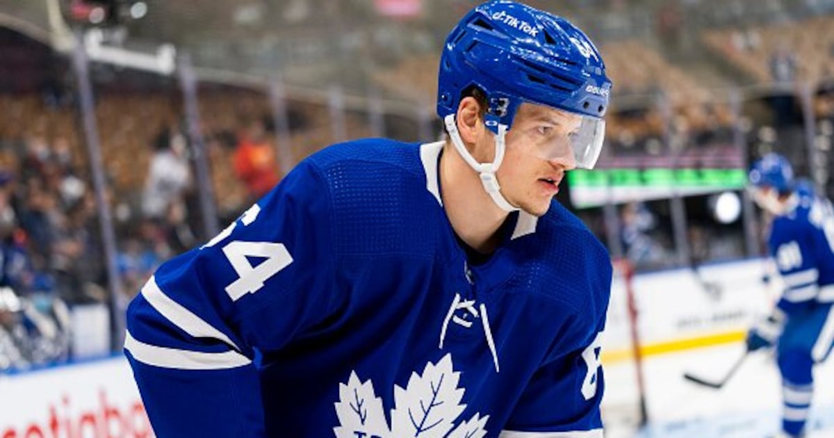 Toronto Maple Leafs’ David Kampf remains suspended, continues to explore options