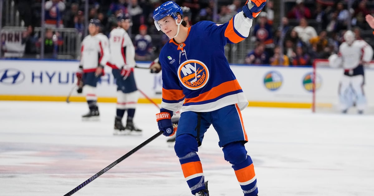 New York Islanders rookie defenceman Matthew Schaefer added to Canada's IOC long list
