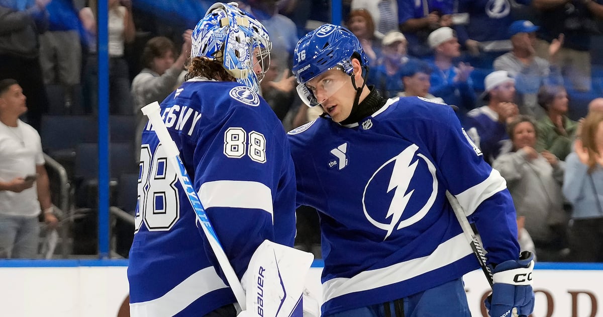 Andrei Vasilevskiy stops 32 shots, Tampa Bay Lightning beat Calgary Flames for fifth straight victory