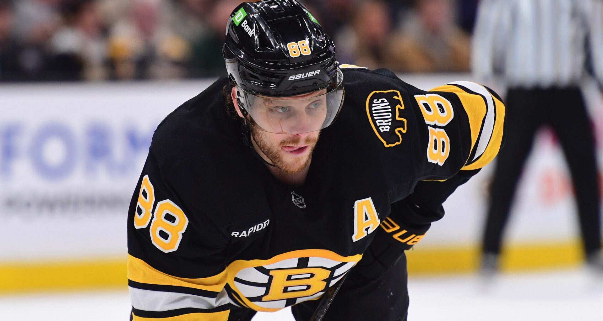 Bruins' David Pastrnak Reveals Why His 400th Goal Was 'Special'