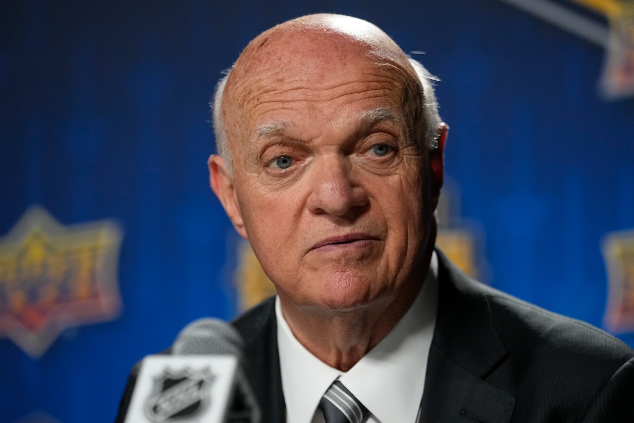Devils legend spills wild story of how Lou Lamoriello kept watch of players