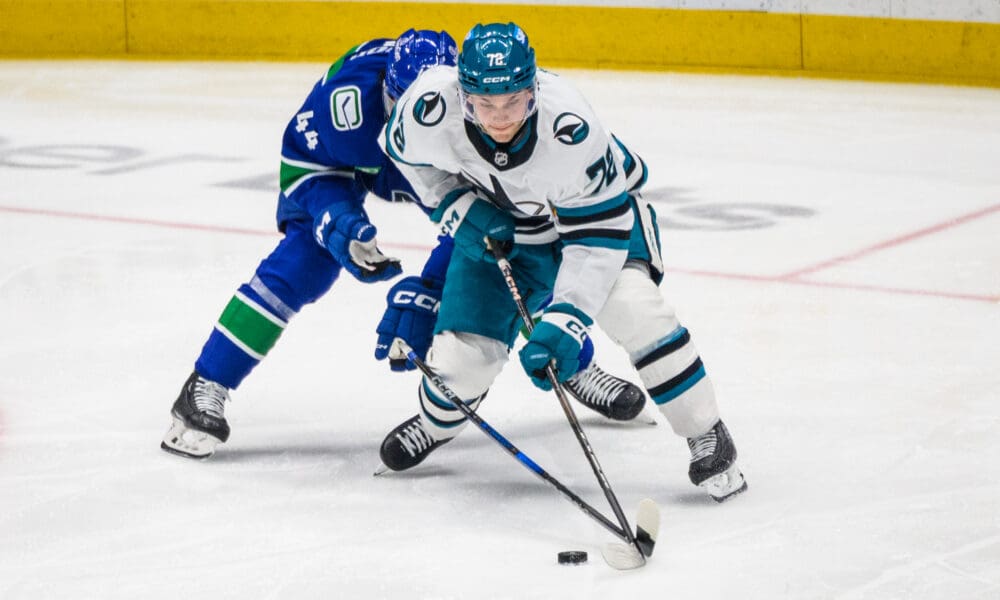 SJHN Daily: Eklund Dealing With Injury, Players Rank Favorite Sharks Jerseys