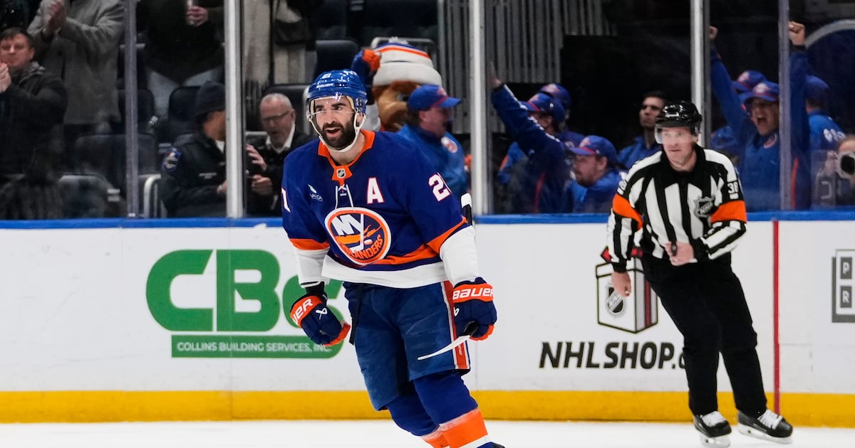 New York Islanders’ Kyle Palmieri out 6-8 months with torn ACL